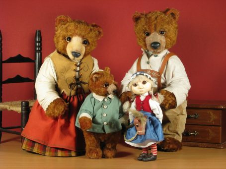 Three Bears and Masha